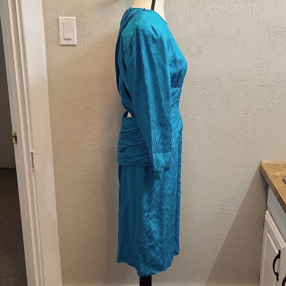 Vintage Adrianna Papell 100% Silk Animal Print Open Back Dress - Picture 4 of 12